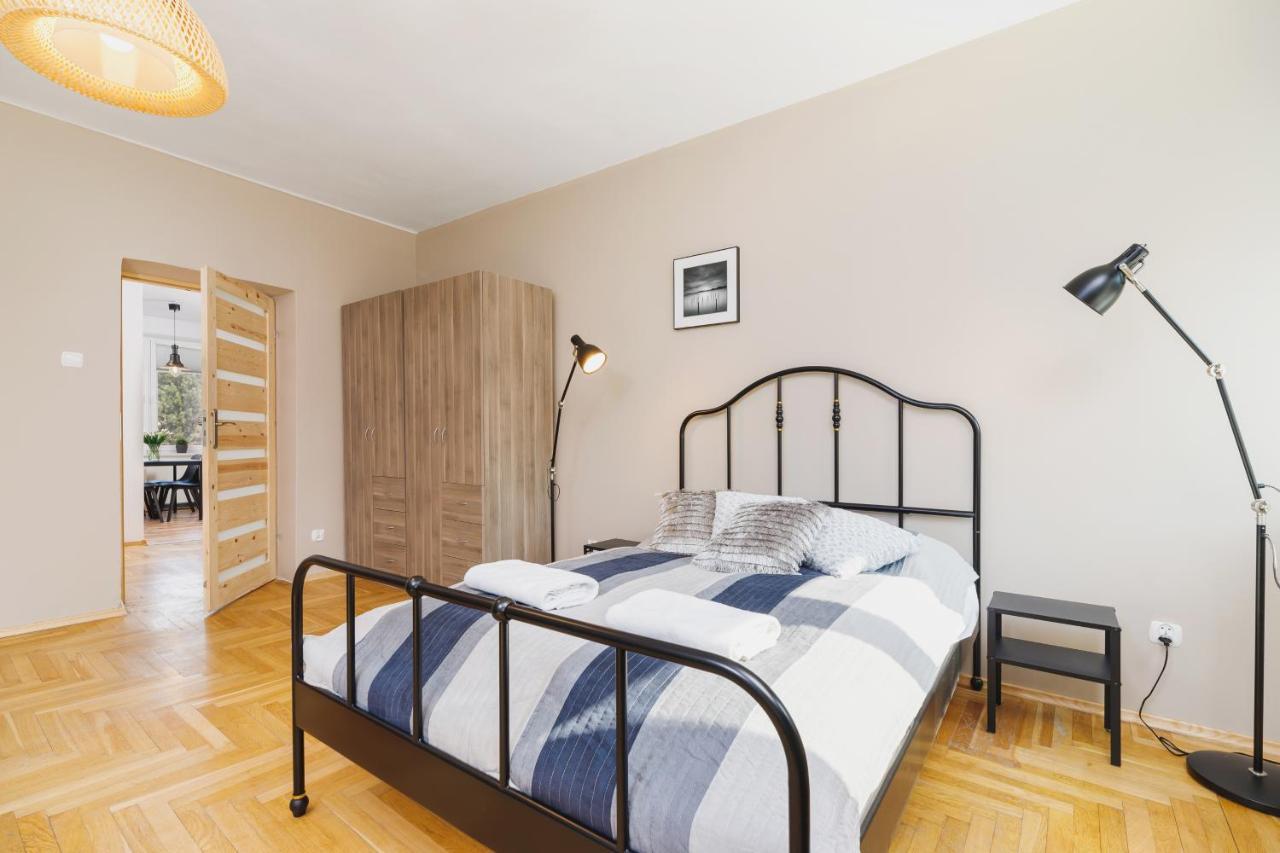 Apartments Cracow Chopina By Noclegi Renters คราคูฟ ภายนอก รูปภาพ